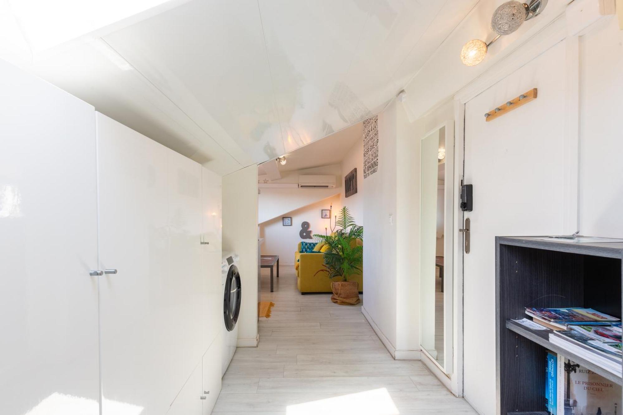 Homelivia, Attic Room -Mansarde Sous Les Toits De Nice Exterior foto